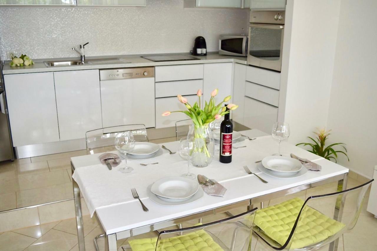 Apartment Apartman Pia *